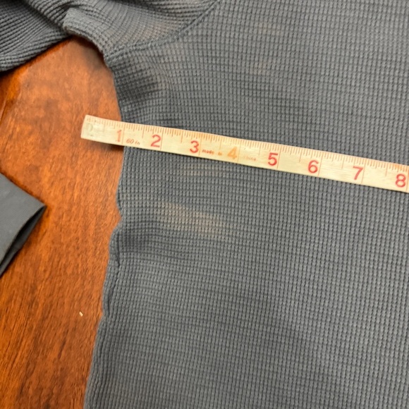 Hm Slim Fit Thermal Shirt Size Medium - Picture 7 of 9